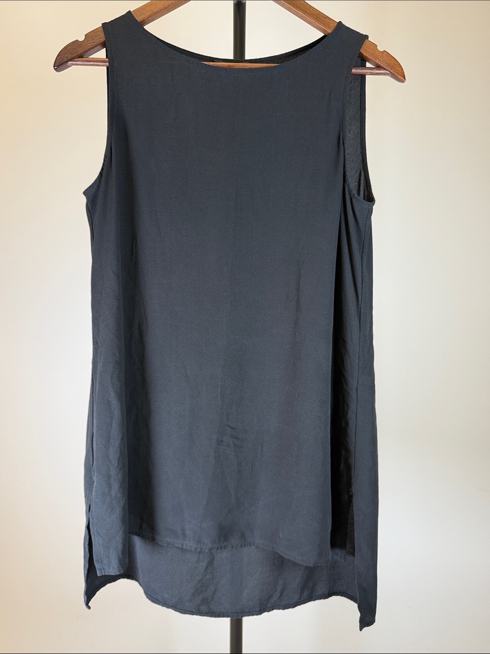 Eileen Fisher Black 100% Silk Textured Sleeveless Top | Size XS/TP
